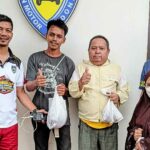 Pengprov IMI Sulawesi Tenggara menyalurkan daging kurban kepada warga Kota Kendari yang membutuhkan dalam rangka memperingati Iduladha 1443 Hijriah, Minggu (10/7/2022). Foto: Istimewa