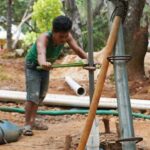 PT Gema Kreasi Perdana membuat sumur bor untuk membantu penyediaan air bersih warga di dua desa di Kabupaten Konawe Kepulauan. Aktivitas penggalian sumur bor mulai dilakukan sejak 16 Mei 2023. Foto: Ist