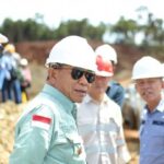 Wakil Bupati Konawe Kepulauan, Andi Muhammad Luthfi, saat melakukan evaluasi dan monitoring melalui kunjungan lapangan ke site PT GKP pada 18 Mei 2023 lalu. Foto/ist