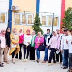 IMG-20240128-WA0062 Panitia reuni berpose bersama. Foto: Ist