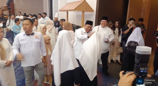 Kamar Dagang dan Industri (Kadin) Sulawesi Tenggara (Sultra) menggelar acara buka puasa bersama dan berbagi dengan ratusan anak panti asuhan, di salah satu hotel di Kota Kendari, Sabtu, 22 Maret 2025. Foto: Ist